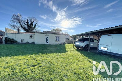 /international/fr/saint-laurent-de-la-pree-charente-310108210111/