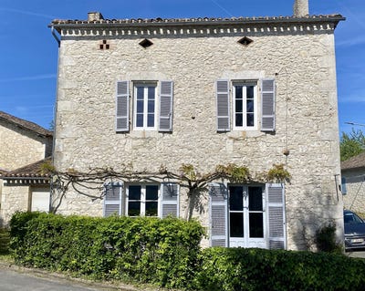 /international/fr/issigeac-aquitaine-310107498347/