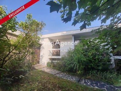 /international/fr/neris-les-bains-auvergne-310106714989/