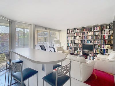 /international/fr/le-chesnay-ile-de-france-310099620456/