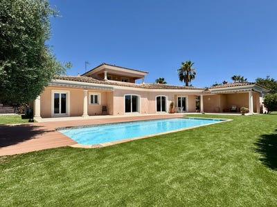 /international/fr/frejus-provence-alpes-cote-d-azur-310101036404/
