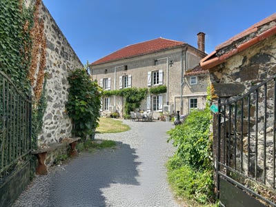 /international/fr/chanteloup-la-basse-normandie-310104510993/