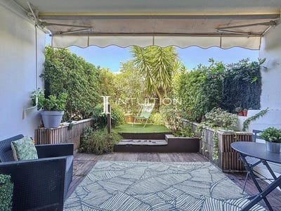 /international/fr/cannes-provence-alpes-cote-d-azur-310101083740/