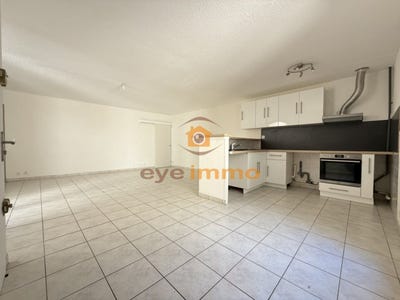 /international/fr/pezenas-languedoc-roussillon-310108138881/
