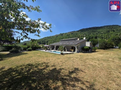 /international/fr/ax-les-thermes-midi-pyrenees-310109175480/?lang=es