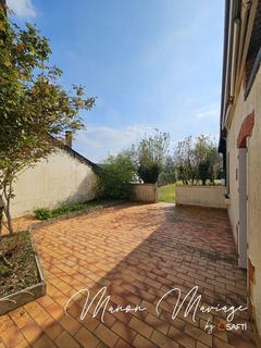 /international/fr/plesse-pays-de-la-loire-310107707428/