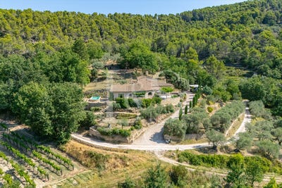 /international/fr/mollans-sur-ouveze-rhone-310109636776/