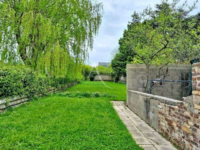 /international/fr/saint-leonard-calais-310107949565/