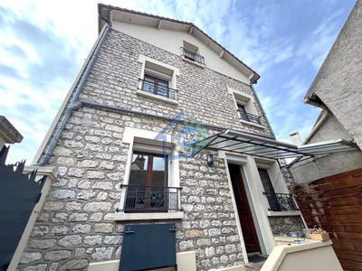 /international/fr/mantes-la-ville-ile-de-france-310100631286/