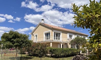 /international/fr/saint-hilaire-de-brethmas-languedoc-roussillon-120090836790/?lang=en