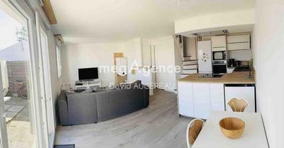 /international/fr/l-ile-d-yeu-pays-de-la-loire-310107707928/