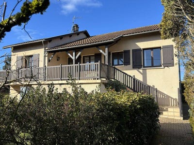 /international/fr/maleville-midi-pyrenees-310107744479/