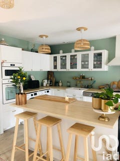 /international/fr/saint-seurin-de-cadourne-aquitaine-310098580984/