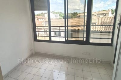 /international/fr/nimes-languedoc-roussillon-310107708300/