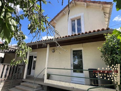 /international/fr/parthenay-charente-310108843447/