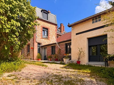 /international/fr/gisors-upper-normandy-310104465082/