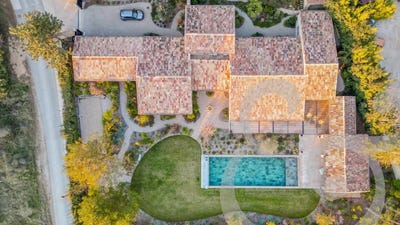 /international/fr/maussane-les-alpilles-provence-alpes-cote-d-azur-310101444767/?lang=id