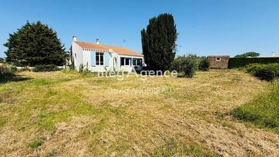 /international/fr/l-ile-d-yeu-pays-de-la-loire-310108405353/