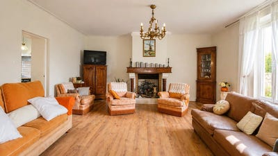 /international/fr/la-chapelle-sur-loire-centre-val-de-loire-310109558100/