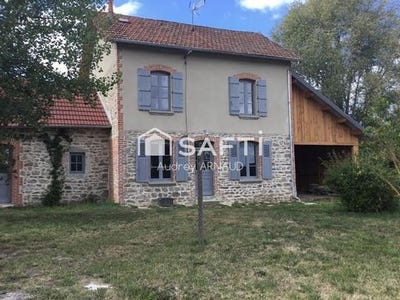 /international/fr/pontaumur-auvergne-310107905203/