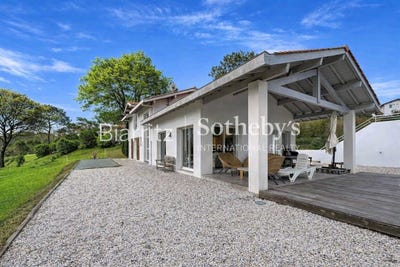 /international/fr/arcangues-aquitaine-310108456702/