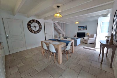 /international/fr/1bis-rue-noel-remigereau-la-flotte-charente-310108834597/?lang=de