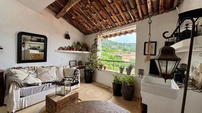 /international/fr/cotignac-provence-alpes-cote-d-azur-310108972664/