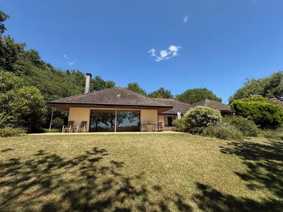 /international/fr/salies-de-bearn-aquitaine-310098905515/