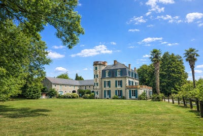 /international/fr/pau-aquitaine-310107412416/