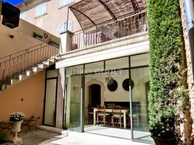 /international/fr/goult-provence-alpes-cote-d-azur-310107026748/