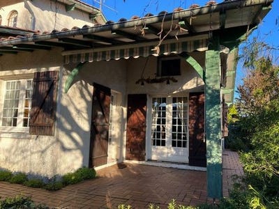 /international/fr/sainte-helene-aquitaine-310105407827/