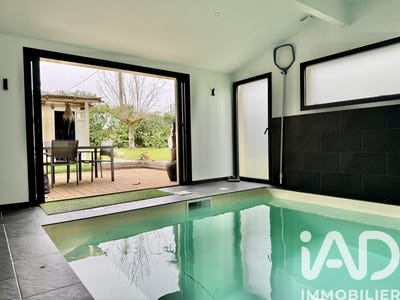 /international/fr/salles-charente-310106133569/