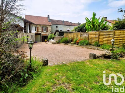 /international/fr/busserolles-ile-de-france-310100368576/?lang=id