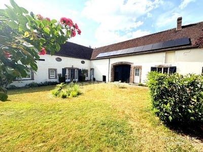 /international/fr/les-ormes-burgundy-310100742765/?lang=zh-cn