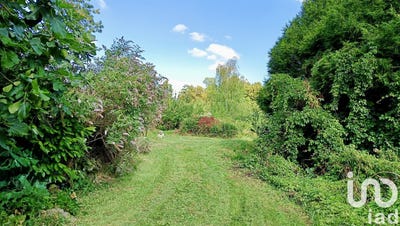 /international/fr/arcy-sainte-restitue-picardie-310101688141/