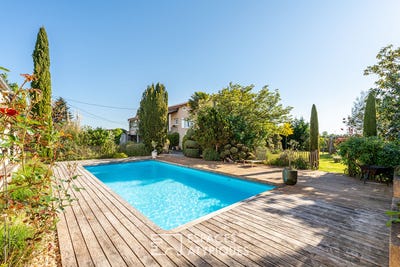/international/fr/neuville-sur-saone-rhone-310108515662/