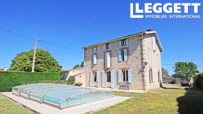 /international/fr/la-tour-du-crieu-midi-pyrenees-310108831796/