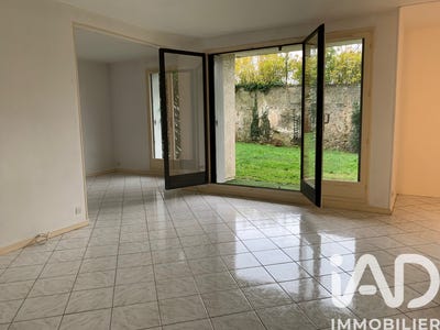 /international/fr/la-ferte-sous-jouarre-ile-de-france-310108483933/