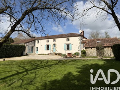 /international/fr/saint-paul-en-gatine-charente-310106774291/