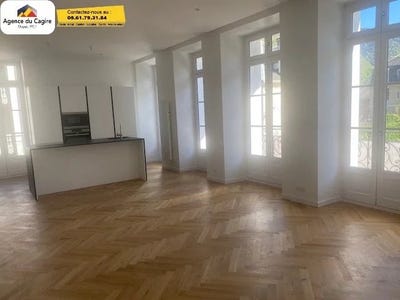 /international/fr/bagneres-de-luchon-midi-pyrenees-310099623593/