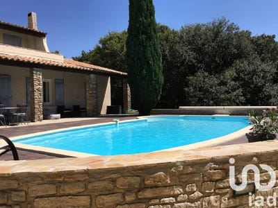 /international/fr/mejannes-le-clap-languedoc-roussillon-310107579319/