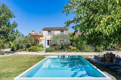 /international/fr/vaison-la-romaine-provence-alpes-cote-d-azur-310101416132/?lang=en