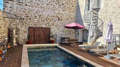 /international/fr/le-pouget-languedoc-roussillon-310107368960/