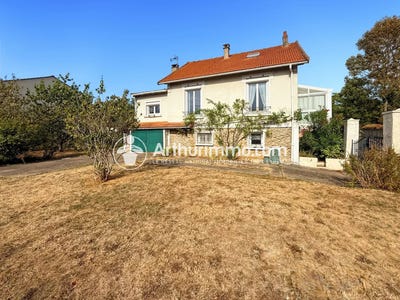 /international/fr/etiolles-ile-de-france-310109953772/