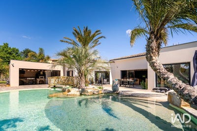 /international/fr/margon-languedoc-roussillon-310108671063/