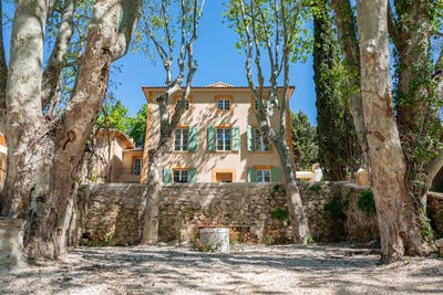 /international/fr/aix-en-provence-provence-alpes-cote-d-azur-310100962419/?lang=fr