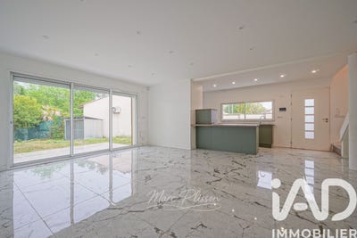 /international/fr/castelnau-de-medoc-aquitaine-310103606807/