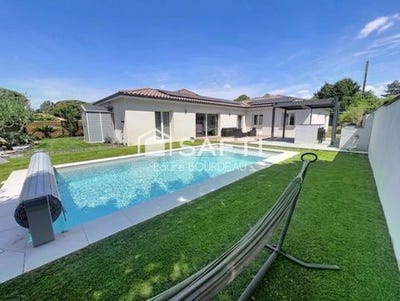 /international/fr/montberon-midi-pyrenees-310107814911/