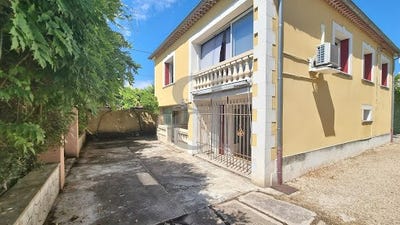 /international/fr/carpentras-provence-alpes-cote-d-azur-310101078198/