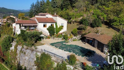 /international/fr/aubenas-rhone-310097148844/